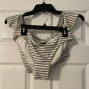 Vince Camuto Swim bikini size M